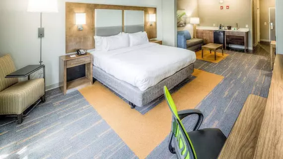 Holiday Inn Express & Suites Cleveland West - Westlake | Ohio - Cleveland (ve civarı) - Westlake