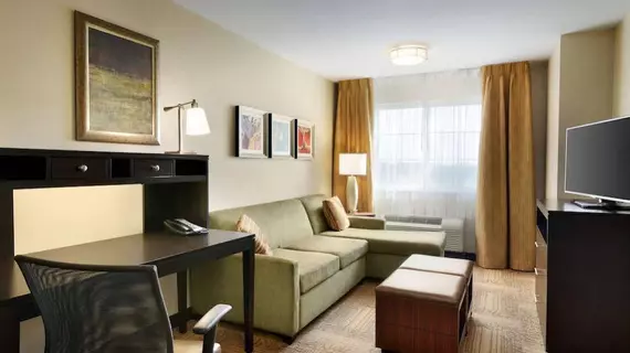 Staybridge Suites West Edmonton | Alberta - Edmonton (ve civarı) - Edmonton - Kuzeybatı Edmonton