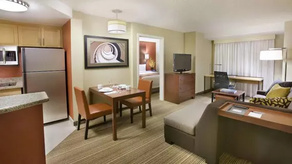 Residence Inn Calgary Airport | Alberta - Calgary (ve civarı) - Calgary