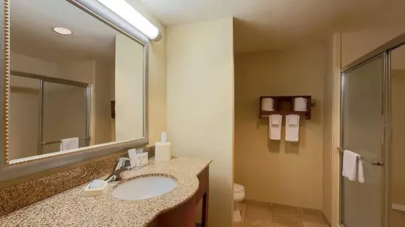 Hampton Inn & Suites West Haven | Connecticut - New Haven (ve civarı) - West Haven