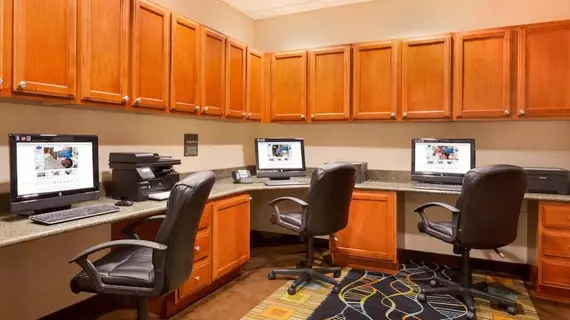 Hampton Inn & Suites Detroit/Chesterfield | Michigan - Detroit (ve civarı) - Chesterfield