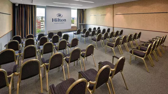 Hilton Zurich Airport | Zürih Kantonu - Zürih (ve civarı) - Opfikon - Glattbrugg