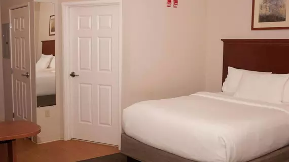 Candlewood Suites Logan | Batı Virginia - Logan (ve civarı) - Logan