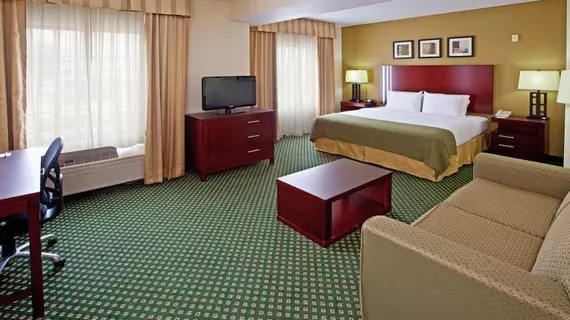 Holiday Inn Express Hotel & Suites Indianapolis - East | Indiana - Indianapolis (ve civarı) - Indianapolis