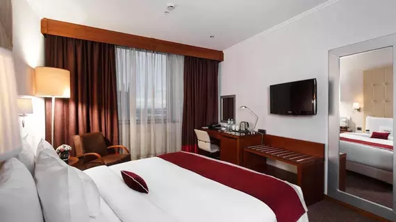 DoubleTree by Hilton Novosibirsk | Novosibirsk Federal Bölgesi - Novosibirsk - Novosibirsk Kent Merkezi