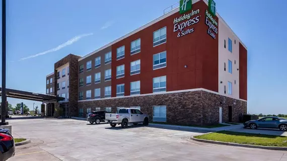 HOLIDAY INN EXPRESS & SUITES BLACKWELL | Oklahoma - Ponca City (ve civarı) - Blackwell