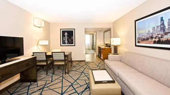 Embassy Suites by Hilton Seattle-Bellevue | Washington - Seattle (ve dolayları) - Bellevue