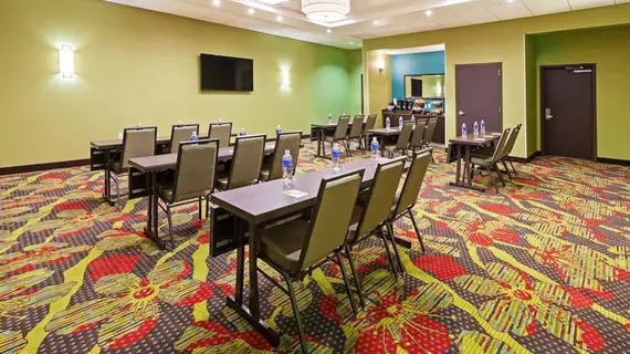 Fairfield Inn & Suites Austin Northwest/Research Blvd | Teksas - Austin (ve civarı) - Austin