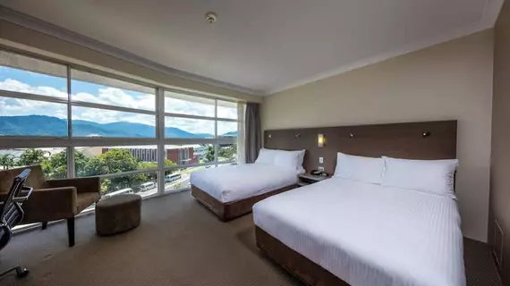 DoubleTree by Hilton Cairns | Queensland - Cairns - Cairns (ve civarı) - Cairns - Cairns Merkezi İş Bölgesi