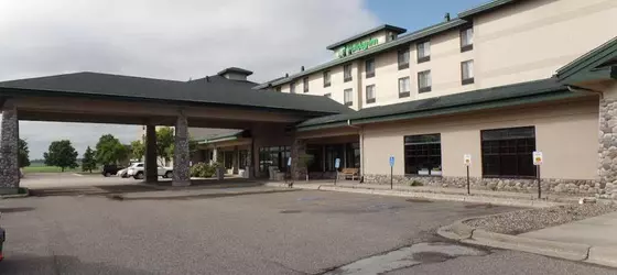 Holiday Inn Hotel & Suites Owatonna | Minnesota - Owatonna (ve civarı) - Owatonna