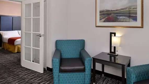 Holiday Inn Express Hotel & Suites Tacoma South - Lakewood | Washington - Tacoma (ve civarı) - Lakewood