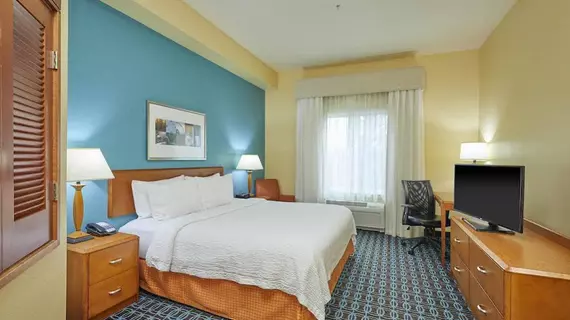 Fairfield Inn & Suites Burlington | Washington - Vernon Dağı (ve civarı) - Burlington