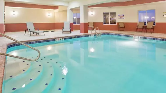 Holiday Inn Express Boonville | Missouri - Columbia (ve civarı) - Boonville