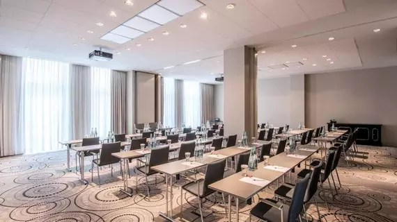 Crowne Plaza Berlin - Potsdamer Platz | Berlin (ve civarı) - Friedrichshain-Kreuzberg - Kreuzberg