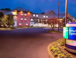 Holiday Inn Express Nashville Airport | Tennessee - Nashville-Davidson - Nashville (ve civarı) - Nashville - Opryland - Donelson