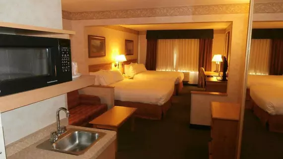 Holiday Inn Express Hotel & Suites Raton | New Mexico - Raton