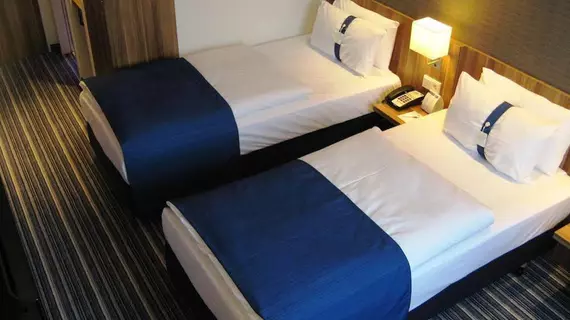 Holiday Inn Express Dusseldorf - City | Kuzey Ren-Westfalia - Düsseldorf (ve civarı) - Düsseldorf