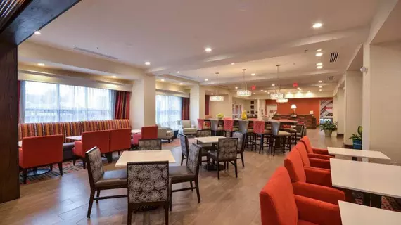 Hampton Inn North Little Rock McCain Mall | Arkansas - Little Rock (ve civarı) - North Little Rock