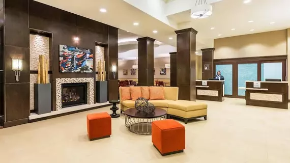 Homewood Suites by Hilton Little Rock Downtown | Arkansas - Little Rock (ve civarı) - Little Rock - Little Rock Şehir Merkezi