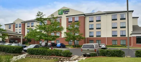 Holiday Inn Express Hotel & Suites Milwaukee-New Berlin | Wisconsin - Milwaukee (ve civarı) - New Berlin