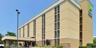 Holiday Inn Express Worcester