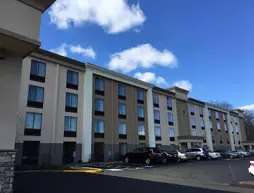 Holiday Inn Danbury-Bethel at I-84 | Connecticut - Danbury (ve civarı) - Danbury