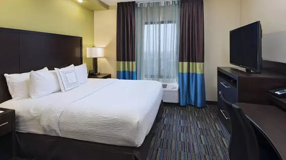 Fairfield Inn & Suites Austin Northwest/Research Blvd | Teksas - Austin (ve civarı) - Austin