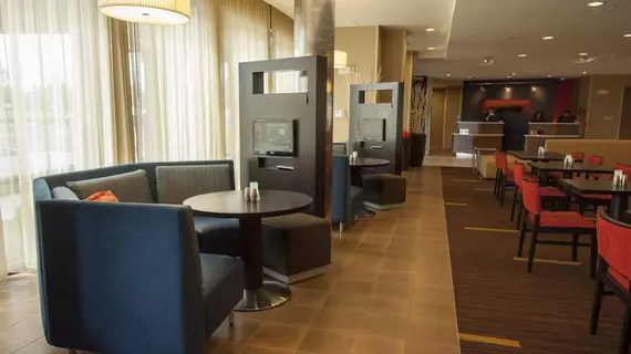 Courtyard by Marriott Lexington Keeneland/Airport | Kentucky - Lexington (ve civarı) - Lexington