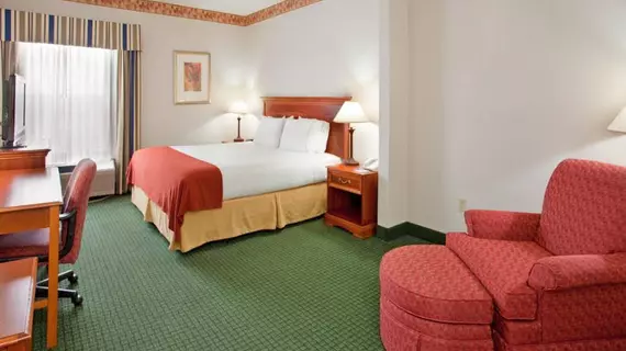 Holiday Inn Express Hotel & Suites Batesville | Arkansas - Batesville