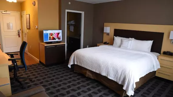 TownePlace Suites Lawrence Downtown | Kansas - Topeka (ve civarı) - Lawrence