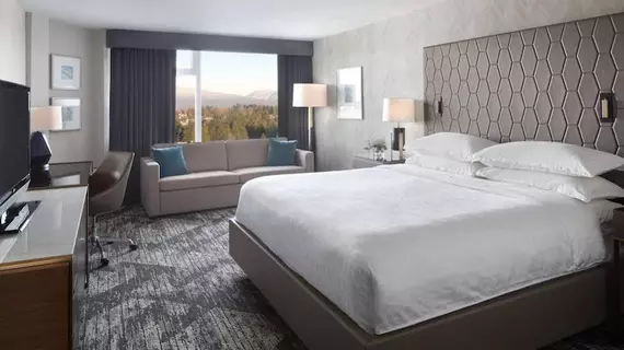 Sheraton Vancouver Guildford Hotel | Britanya Kolombiyası - Vancouver (ve civarı) - Surrey - Guildford