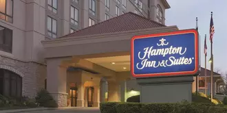 Hampton Inn & Suites Country Club Plaza