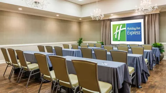 Holiday Inn Express Fairhope - Point Clear | Alabama - Mobile (ve civarı) - Fairhope