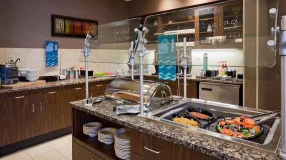 Homewood Suites New Brighton | Minnesota - Minneapolis - St. Paul (ve civarı) - New Brighton