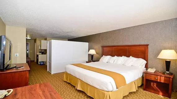 Holiday Inn Express Hotel & Suites Fort Atkinson | Wisconsin - Fort Atkinson (ve civarı) - Fort Atkinson