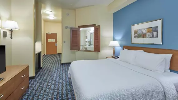 Fairfield Inn & Suites Burlington | Washington - Vernon Dağı (ve civarı) - Burlington