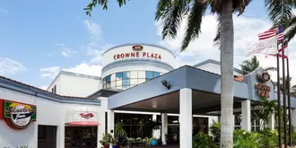 Crowne Plaza Hotel Fort Myers at Bell Tower Shops