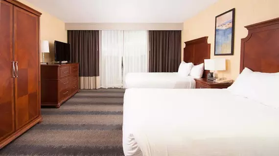 Embassy Suites Bloomington | Minnesota - Minneapolis - St. Paul (ve civarı) - Bloomington