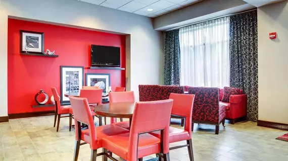 Hampton Inn Birmingham/Leeds | Alabama - Birmingham (ve civarı) - Leeds