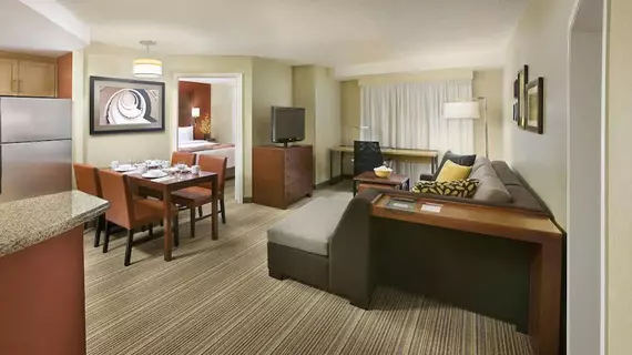 Residence Inn Calgary Airport | Alberta - Calgary (ve civarı) - Calgary