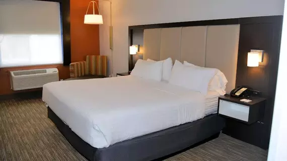 Holiday Inn Express Hotel and Suites Abilene | Teksas - Abilene (ve civarı) - Abilene