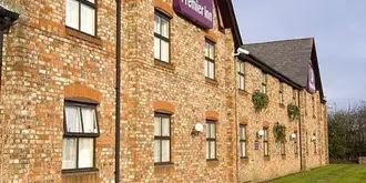 Premier Inn Wigan (M6, J25)