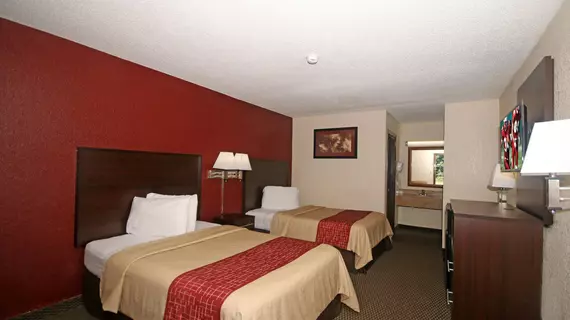 Rodeway Inn Expo Center | Güney Karolayna - Greenville - Spartanburg (ve civarı) - Spartanburg