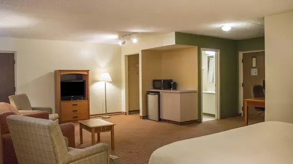 Quality Inn Wickliffe | Ohio - Cleveland (ve civarı) - Wickliffe