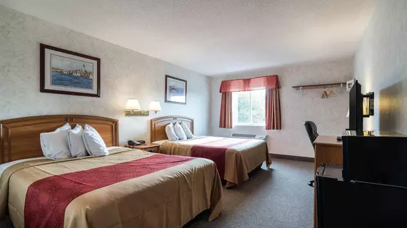 Red Carpet Inn & Suites Canandaigua | New York - Rochester (ve civarı) - Canandaigua