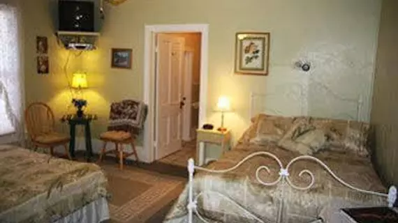 Gandy Dancer Inn Bed & Breakfast | New Mexico - Chama