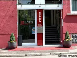 Hotel am Charlottenplatz | Baden-Wuerttemberg - Rems-Murr-Kreis - Stuttgart (ve civarı) - Esslingen - Innenstadt