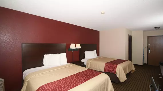 Rodeway Inn Expo Center | Güney Karolayna - Greenville - Spartanburg (ve civarı) - Spartanburg