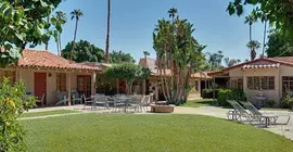 Warm Sands Villa- A Gay Men's Clothing Optional Resort | Kaliforniya - Imperial County - Palm Springs (ve civarı) - Palm Springs