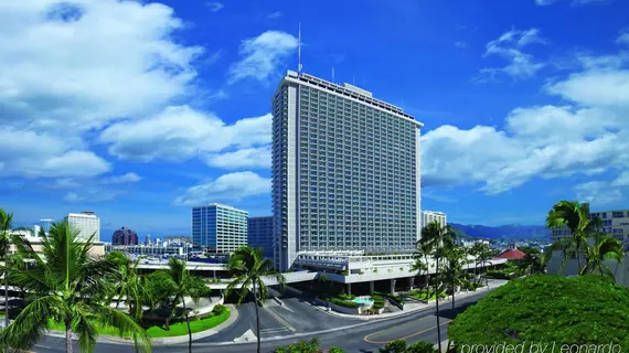 Ala Moana Hotel | Hawaii